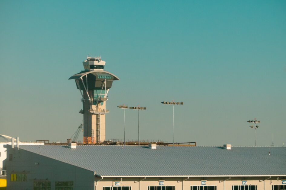 Atlanta airport airport traffic controller